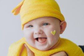 A touca amarela - História de Amor