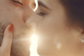 Almas Gêmeas: Compartilham uma conexão profunda e harmoniosa. Saiba Como Encontrar a sua