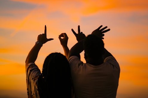 Quando os Signos se Alinham e o Amor Encontra o Caminho Perfeito no Universo